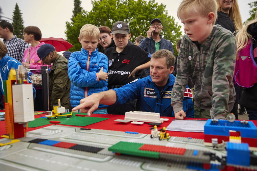 Skolebørn mødte dansk ESA-astronaut i LEGOLAND