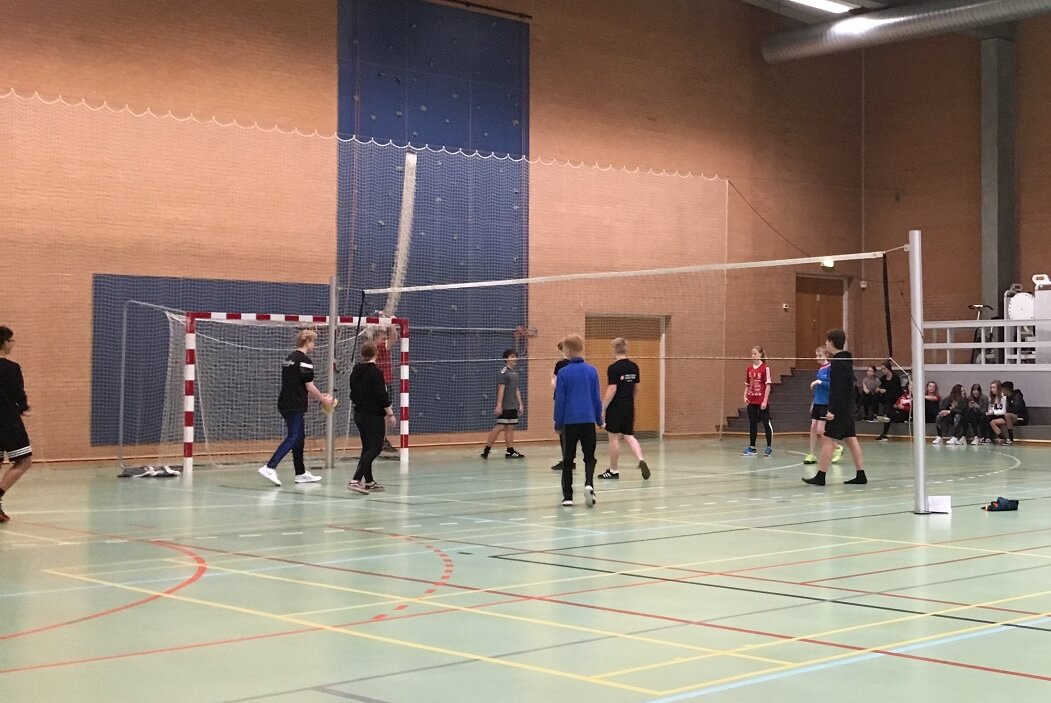 8. klasser dystede om kommunemesterskabet i volleyball